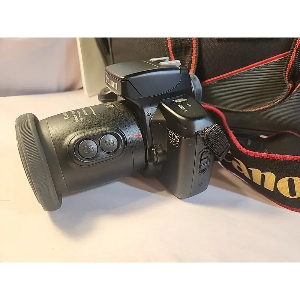 VTG Japan Canon Eos 700 Digital Camera WORKS/ Extra Lens/Sholder Bag/Battery/+
